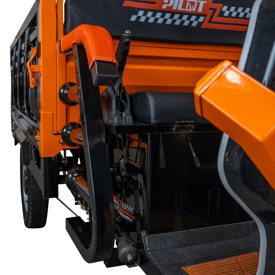 Triciclu electric cargo Ruris Pilot 3130N, putere 3600W, acumulator 72V 58Ah, sarcină maximă 603 kg, autonomie 80 km
